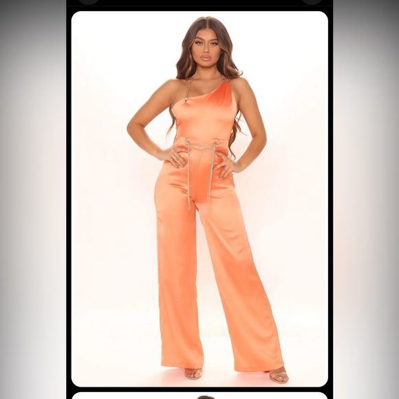 Fashion Nova Pants - NWT FASHION NOVA SATIN JUMPSUIT LARGE